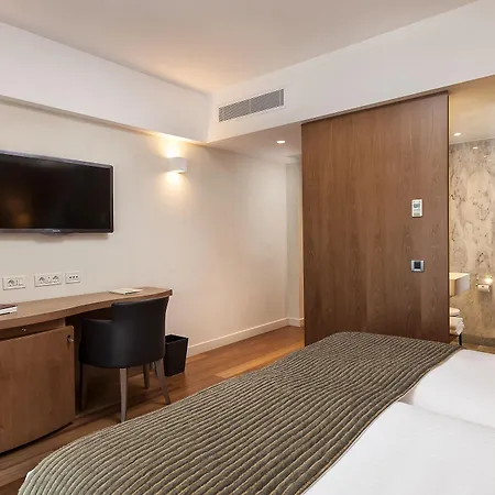 Samaria 4*