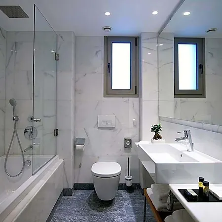 Samaria Hotel 4*