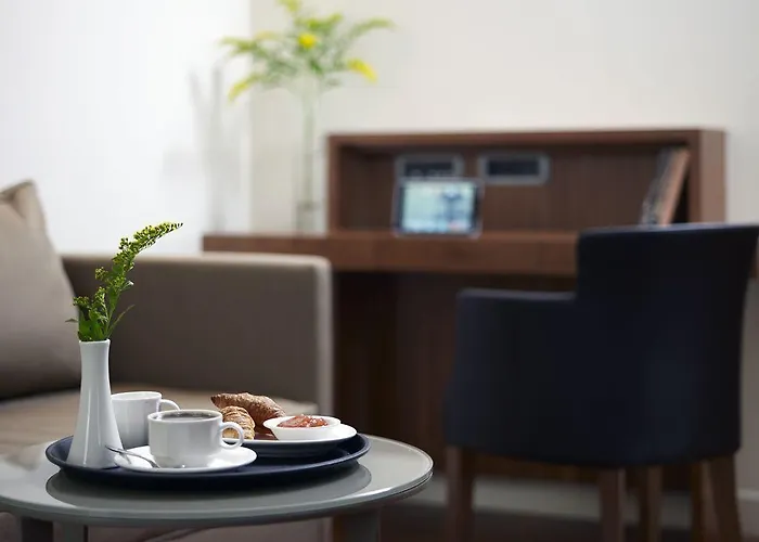 撒马利亚酒店 4*