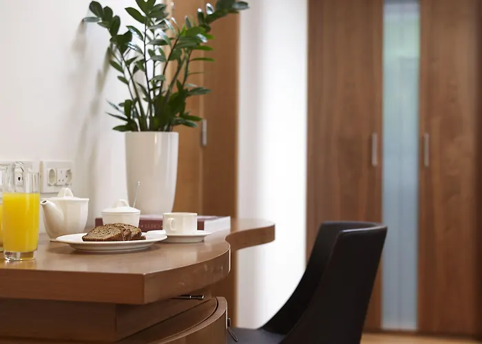 撒马利亚酒店 4*